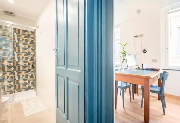 Domus: Modern Loft In The Center Of *