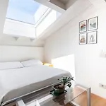 펜션 Domus: Modern Loft In The Center Of
