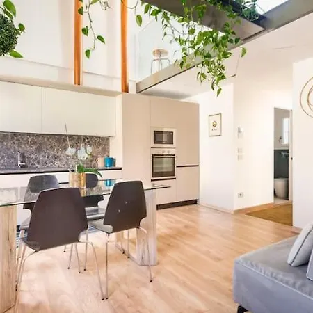 Domus: Modern Loft In The Center Of Prázdninový dům *