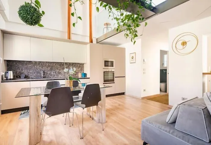 Domus: Modern Loft In The Center Of Semesterbostad *